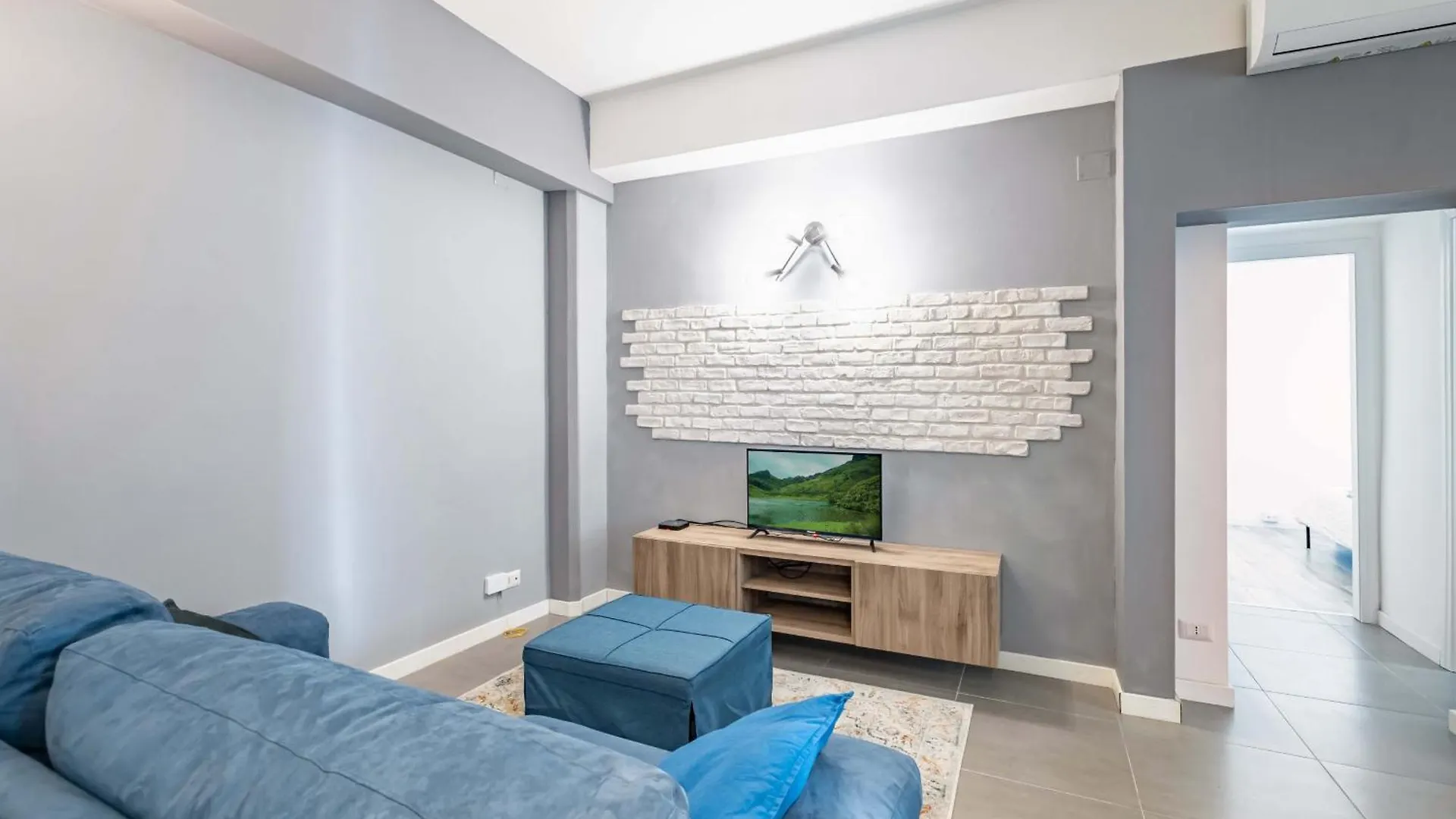 Modern Apartment - Pet Friendly - Basilica San Paolo-Colosseo ローマ イタリア